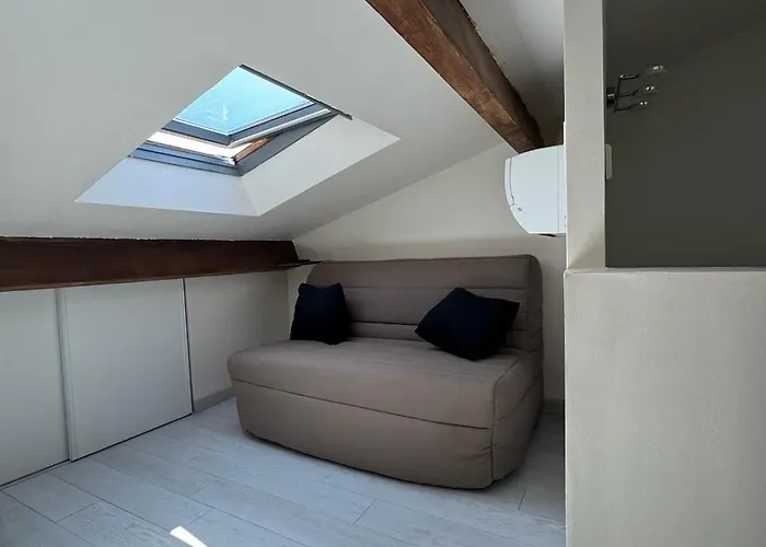 Appartamento Maison De En Centre-ville Avec Terrasse Et Parking *