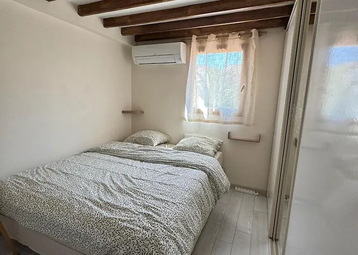 Maison De En Centre-ville Avec Terrasse Et Parking アパート *